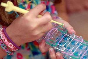 Loomen stimuleert creativiteit. Een leuke hobby voor jong en oud.